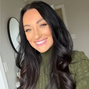 Meet your Posher, Brooke